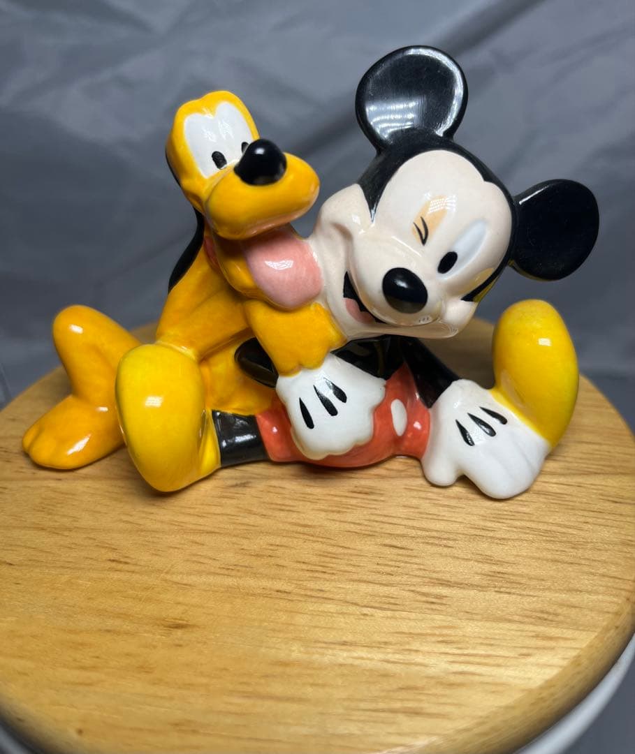 激レア　ディズニーランド　ミッキー　プルート　ホーローキャニスター　スプーン付き