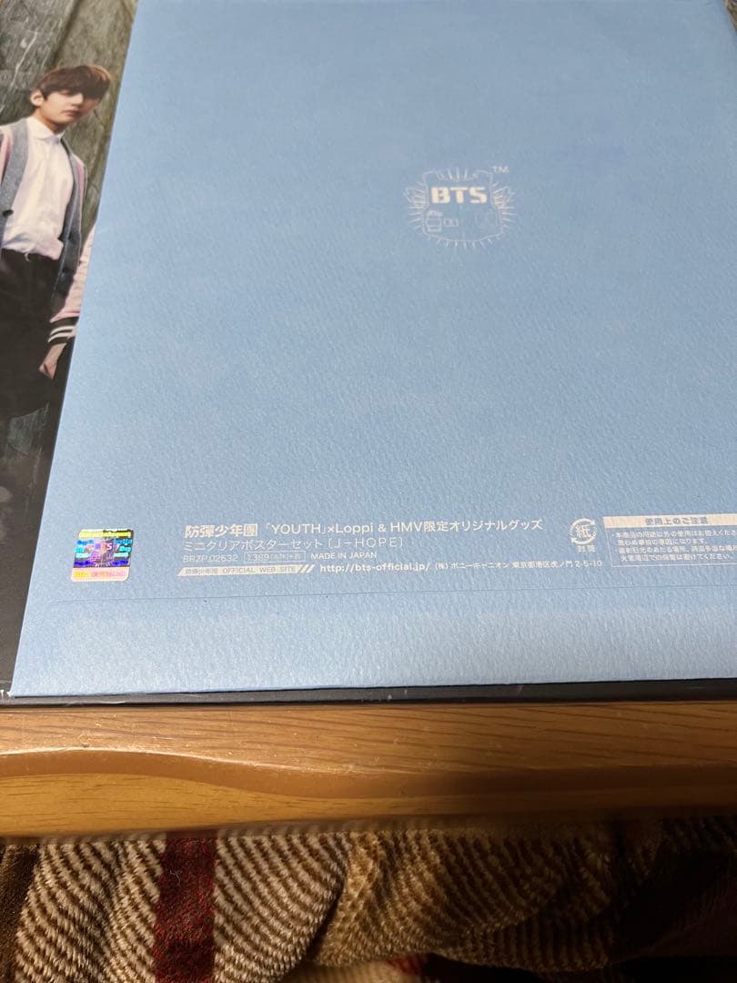 受注限定 bts 防弾少年団 youth発売記念 クリアポスター J-HOPE