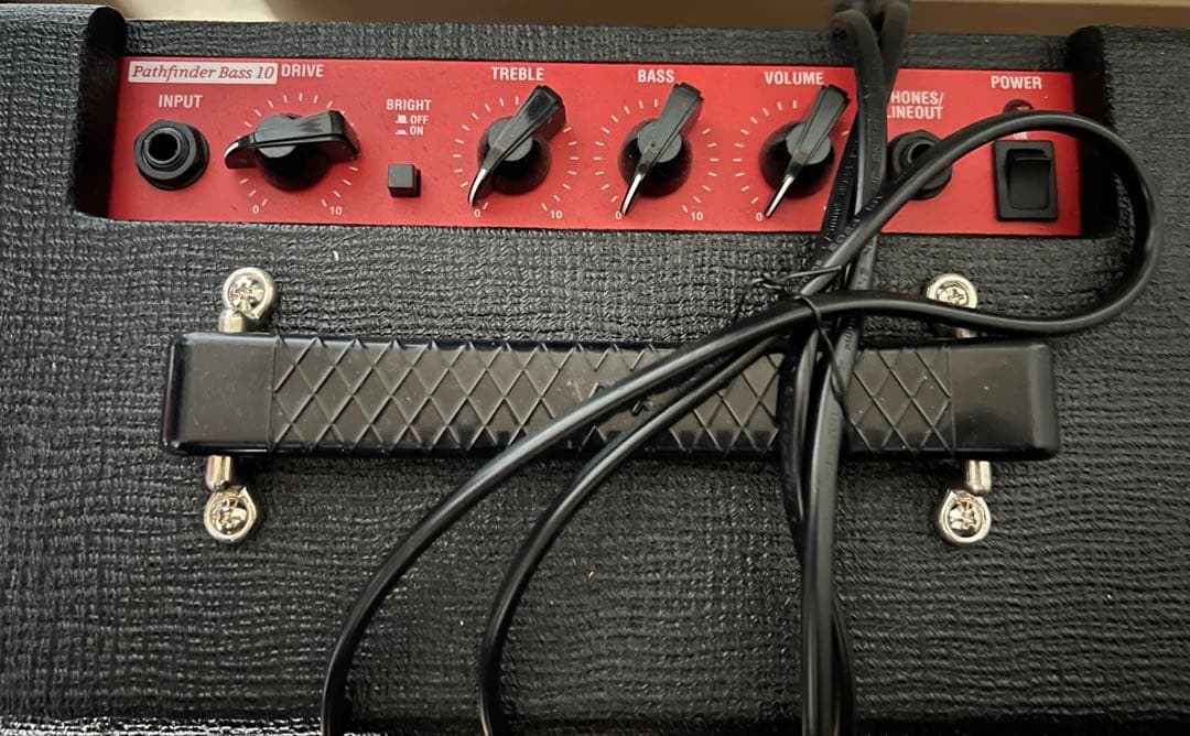 VOX Pathfinder Bass 10 ベース用アンプ シールド2つ付き