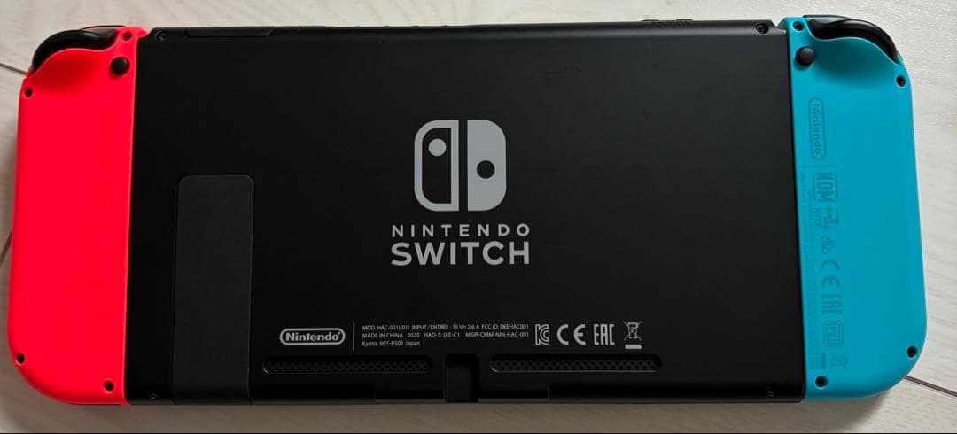 NINTENDO SWITCH 本体