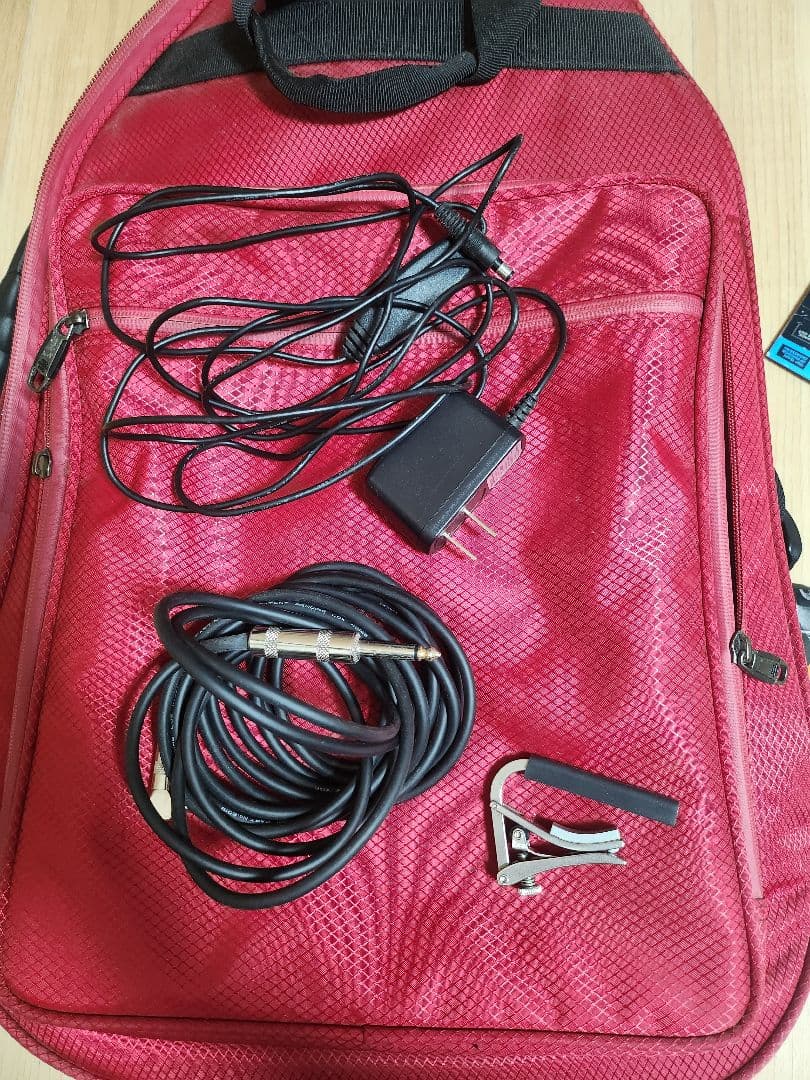 Squier by Fenderストラトキャスター ケース付