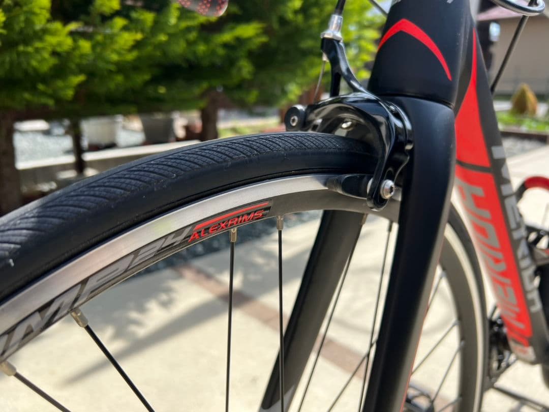 室内保管MERIDA 400 ロードバイク 黒/赤