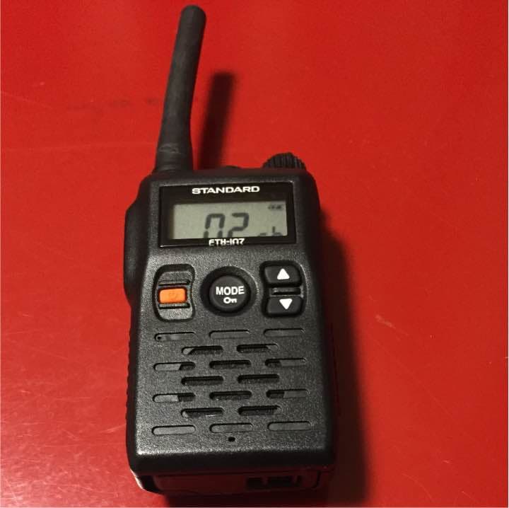 トランシーバーと充電器