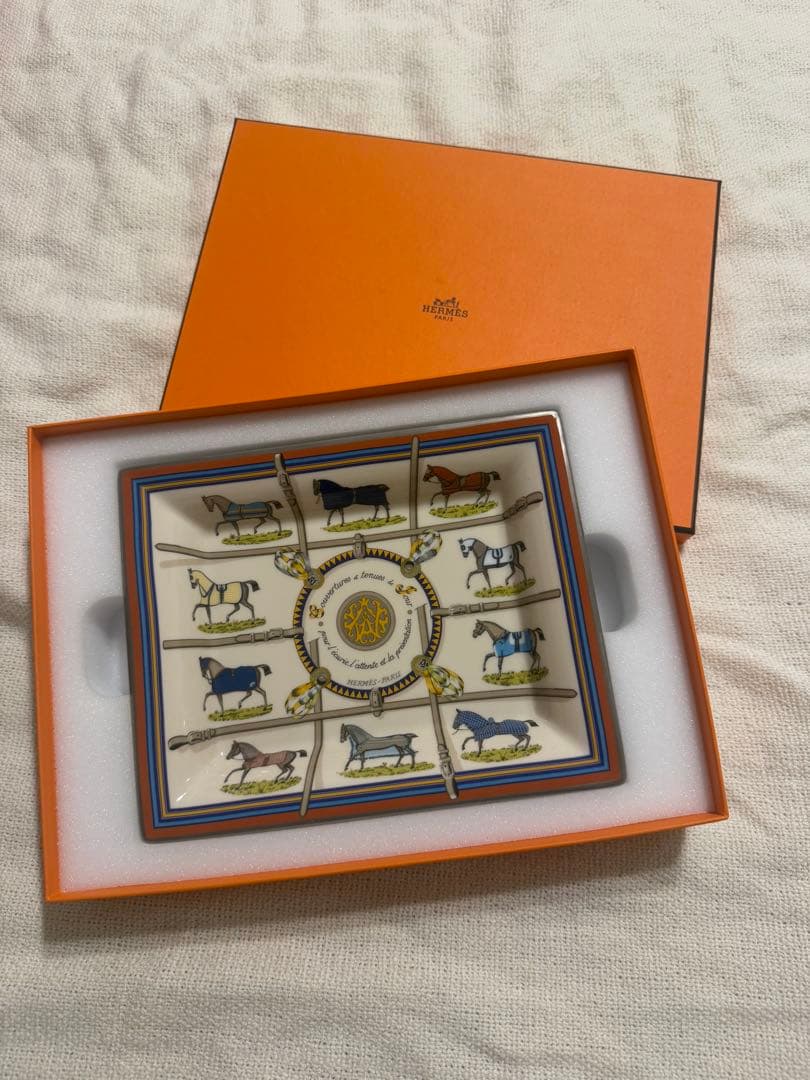 HERMES 馬デザイン プレート 未使用