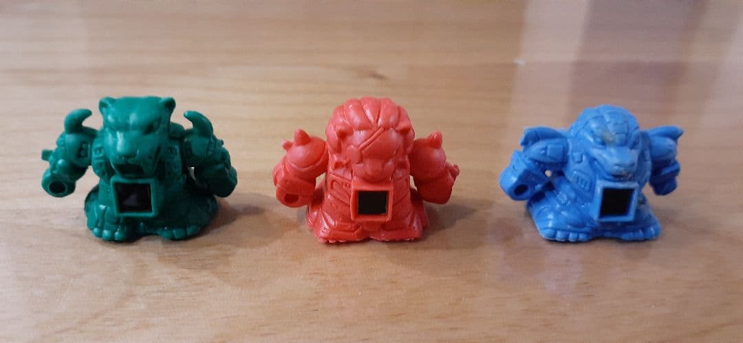 ビーストフォーマー　トランスフォーマー　チョコボール　空き箱　フィギュア10体