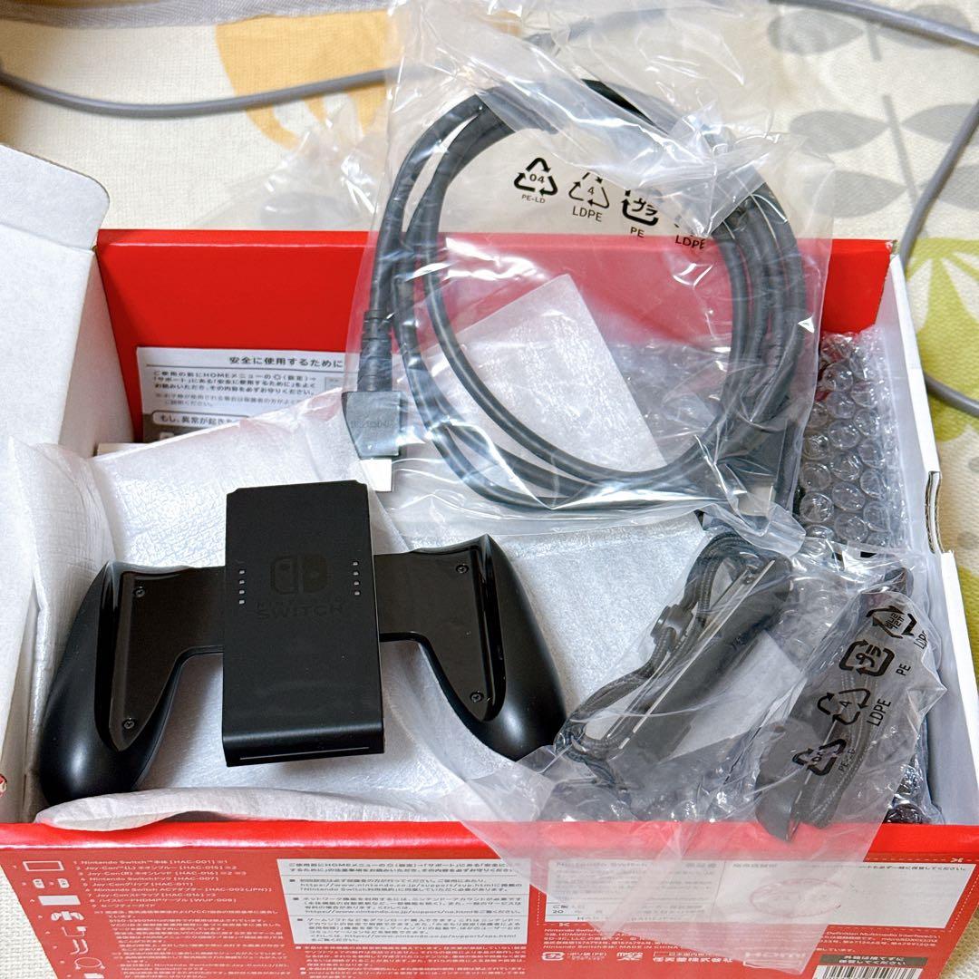 【動作確認済】Nintendo Switch本体 青/赤Joy-Con