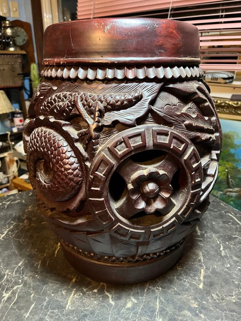 中国木彫椅子 龍 、鳳凰 、彫刻 、縁起物 、スツール マホガニー中国樽