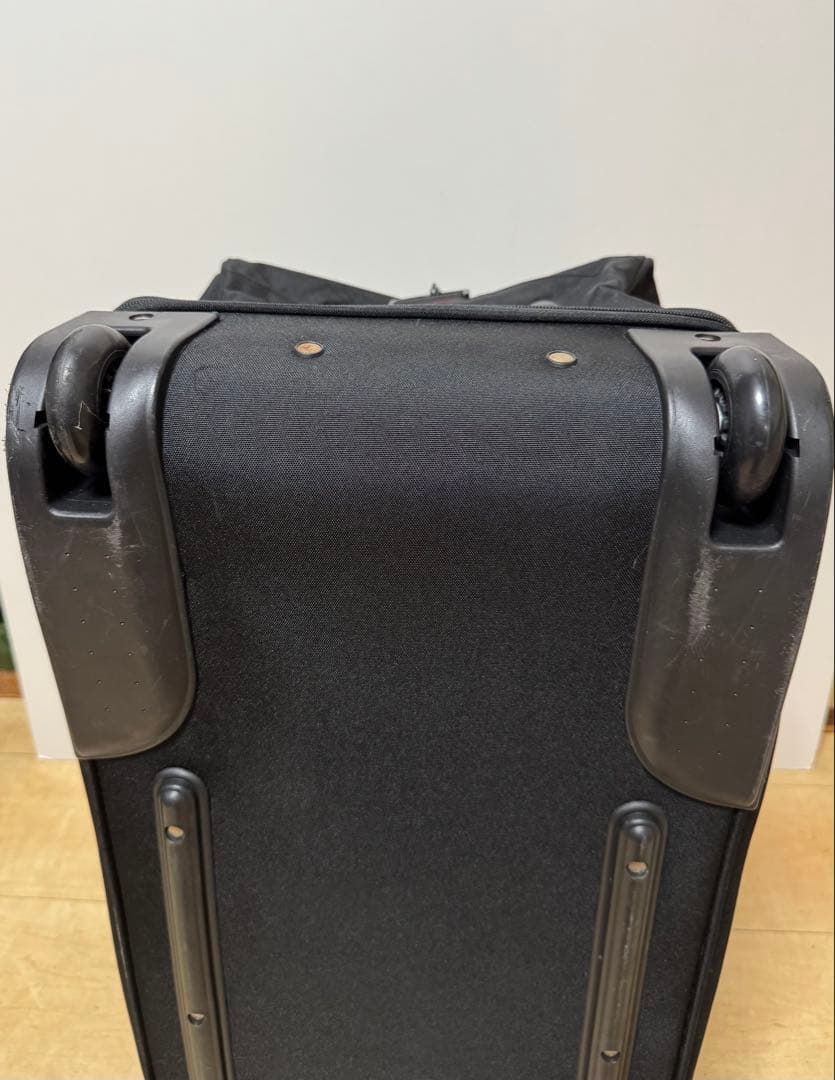 Colemanコールマンキャリー付き ボストンバッグ77L黒/赤 大容量　美品