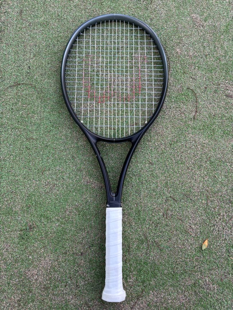 ラケット(硬式用) Wilson RF01 pro