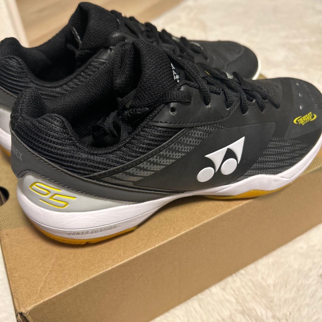 YONEX パワークッション65z 26.5センチ