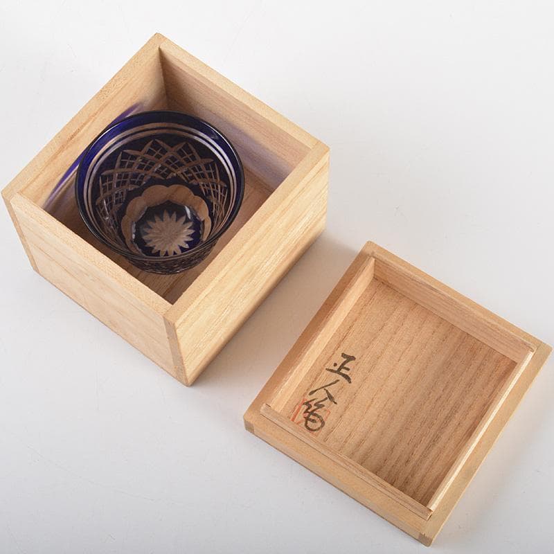 正人作　クリスタルガラス　切子　酒盃　共箱　N　6284