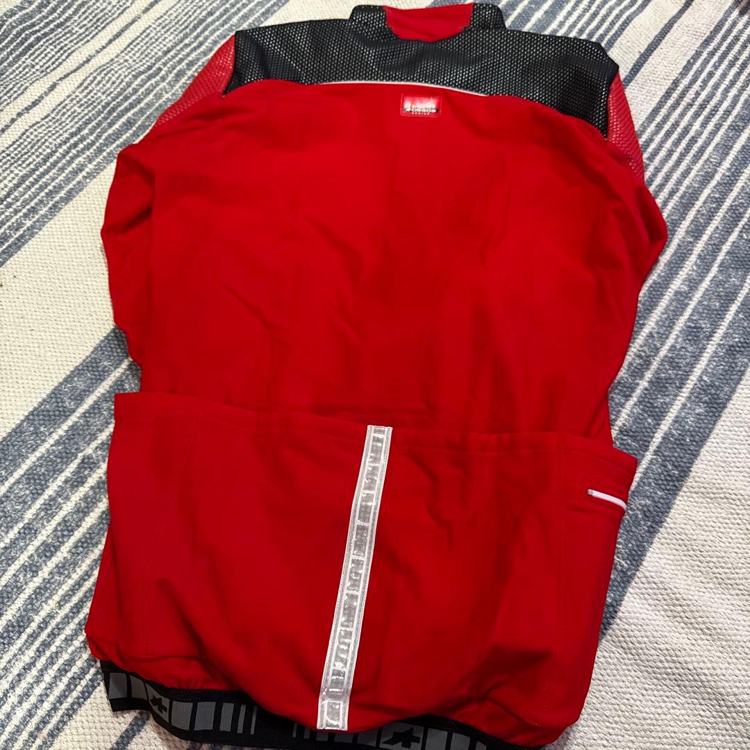 assos 赤 サイクルジャケット