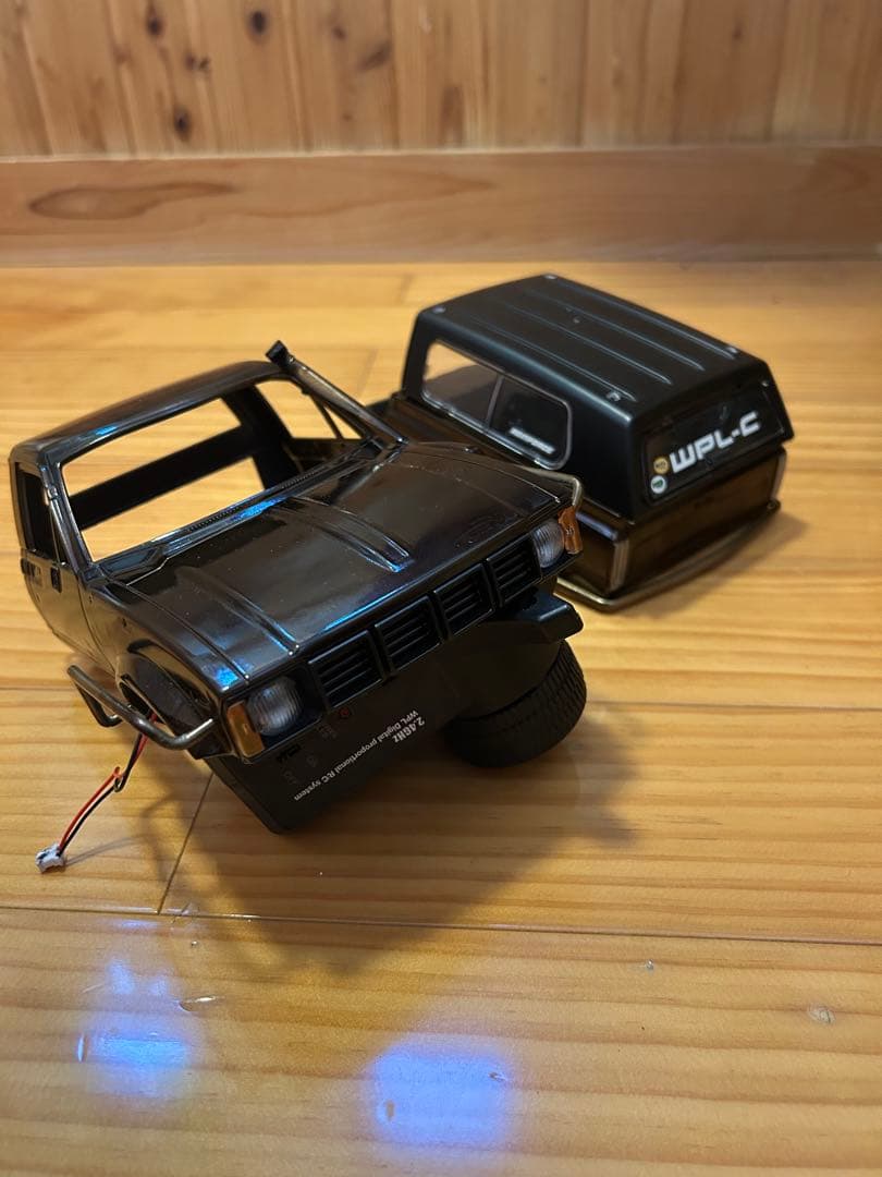 WPL 80ランクル　ハイラックスボディ　カスタム