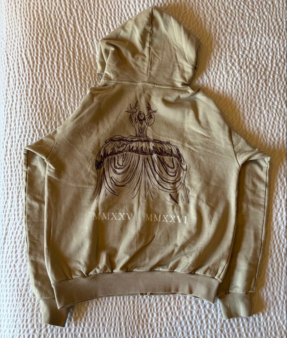 Lady Gaga The MAYHEM ZIP HOODIE　L ベージュ