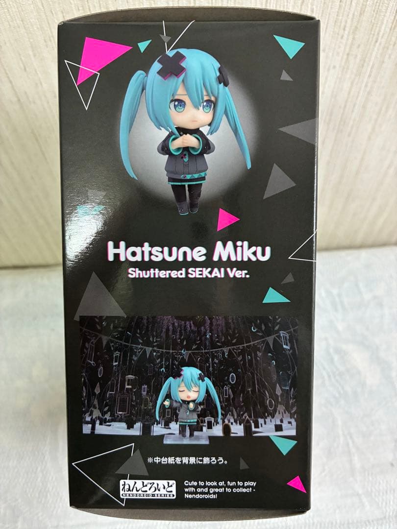 [新品未開封](特典付き) ねんどろいど　初音ミク　閉ざされ窓のセカイVer.