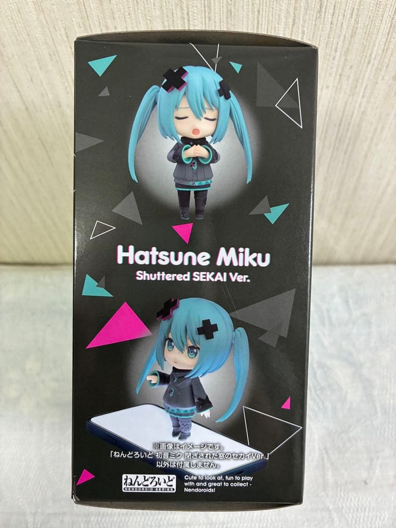 [新品未開封](特典付き) ねんどろいど　初音ミク　閉ざされ窓のセカイVer.