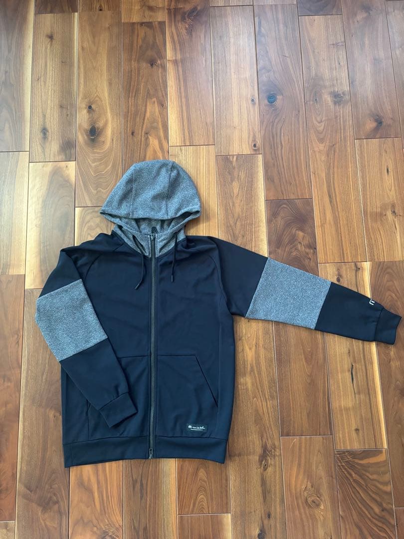 【美品】TravisMathew/トラビスマシュー　ストレッチパーカー