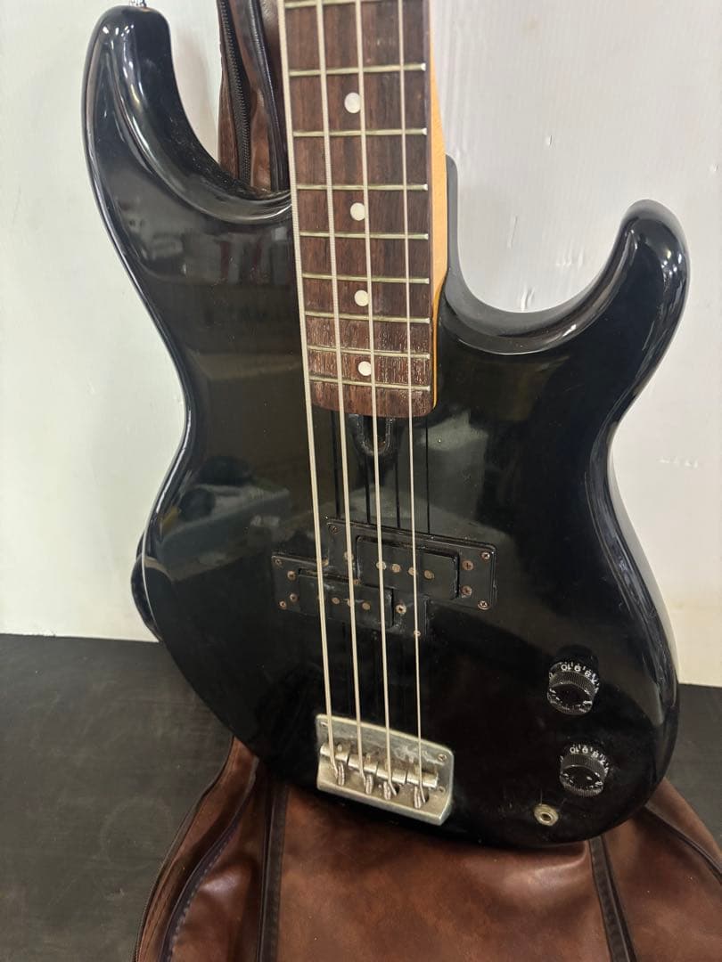 ヤマハビンテージエレクトリックベースBroadBass VI（BB-VI）