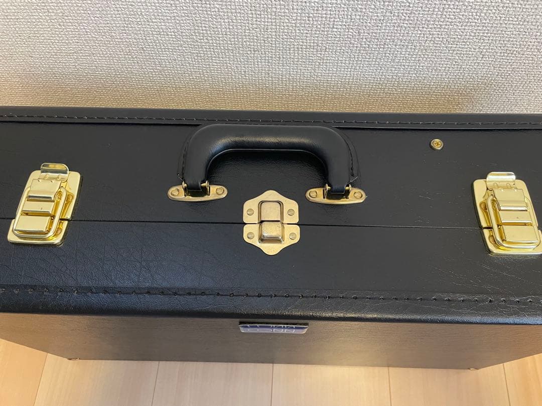 【新品】CONN フリューゲルホルンケース 黒