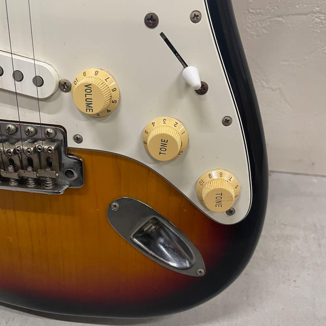 Fender フェンダー エレキギター STARTOCASTER R083703