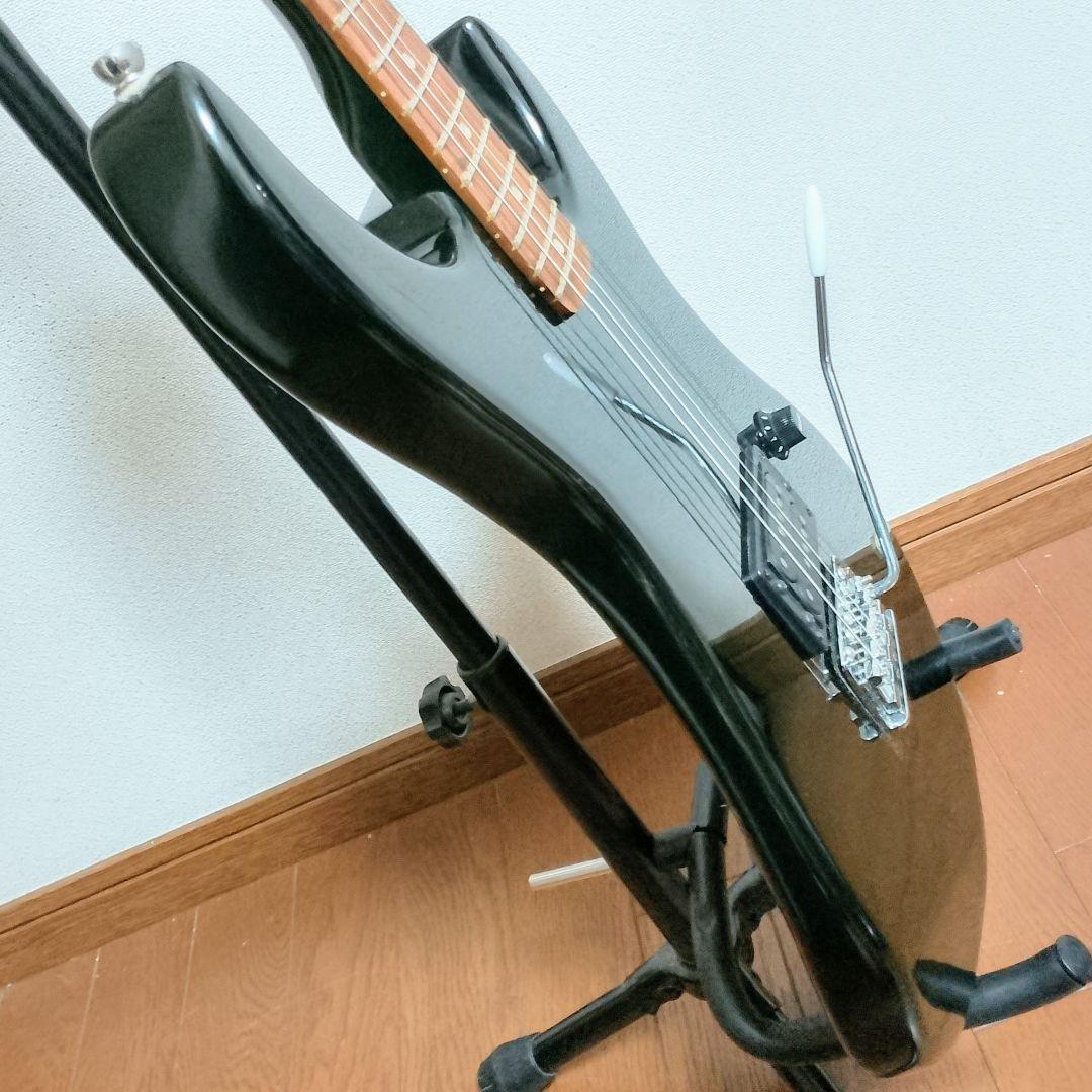 Birth　KY-01　エレキギター　トレモロユニット搭載　弦は新品に交換済み！