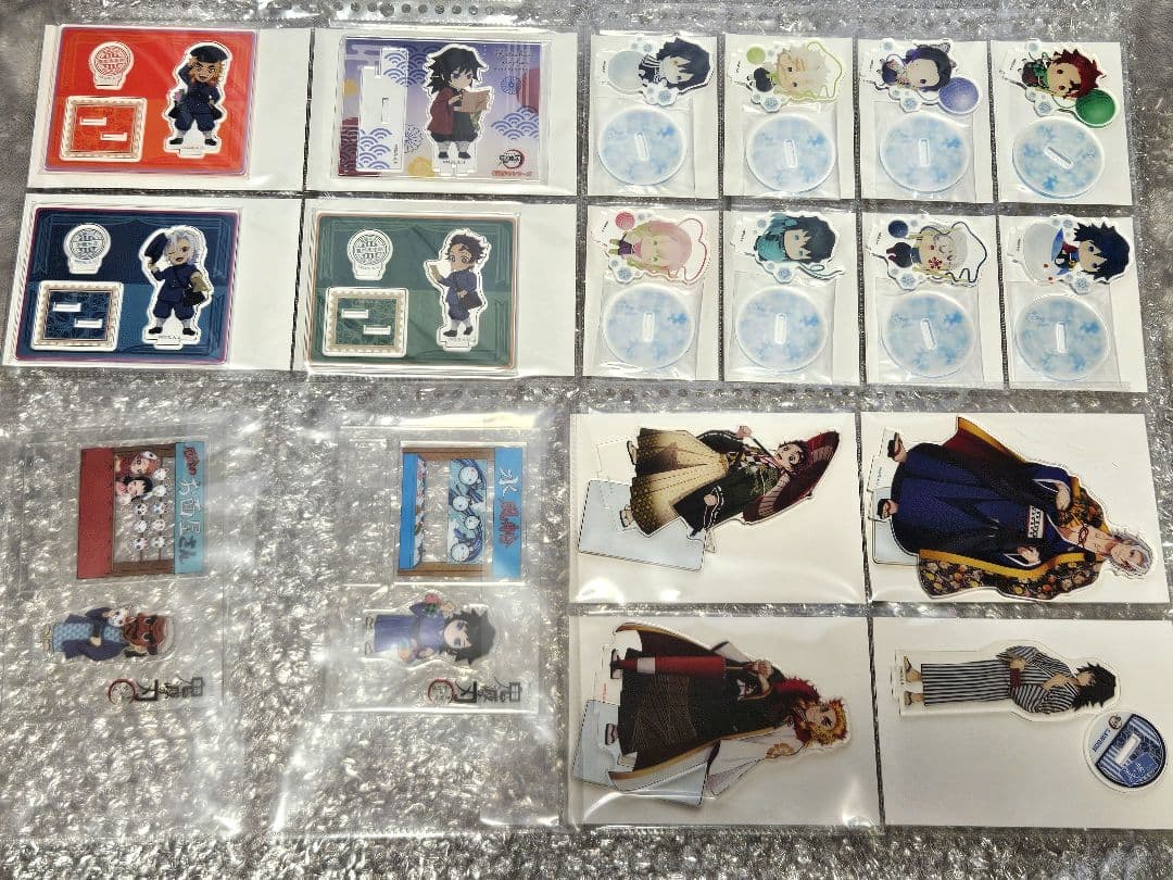 【まとめ売り】計113点 鬼滅の刃 アクリルスタンド　アクリルチャーム　等