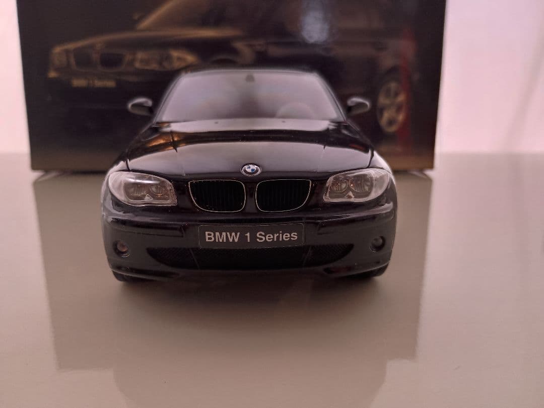 京商 kyosho  120i 1シリーズ E87 Black 1/18