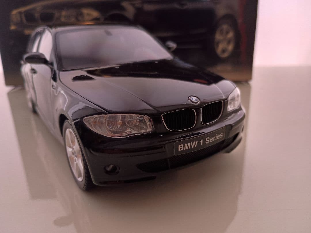 京商 kyosho  120i 1シリーズ E87 Black 1/18