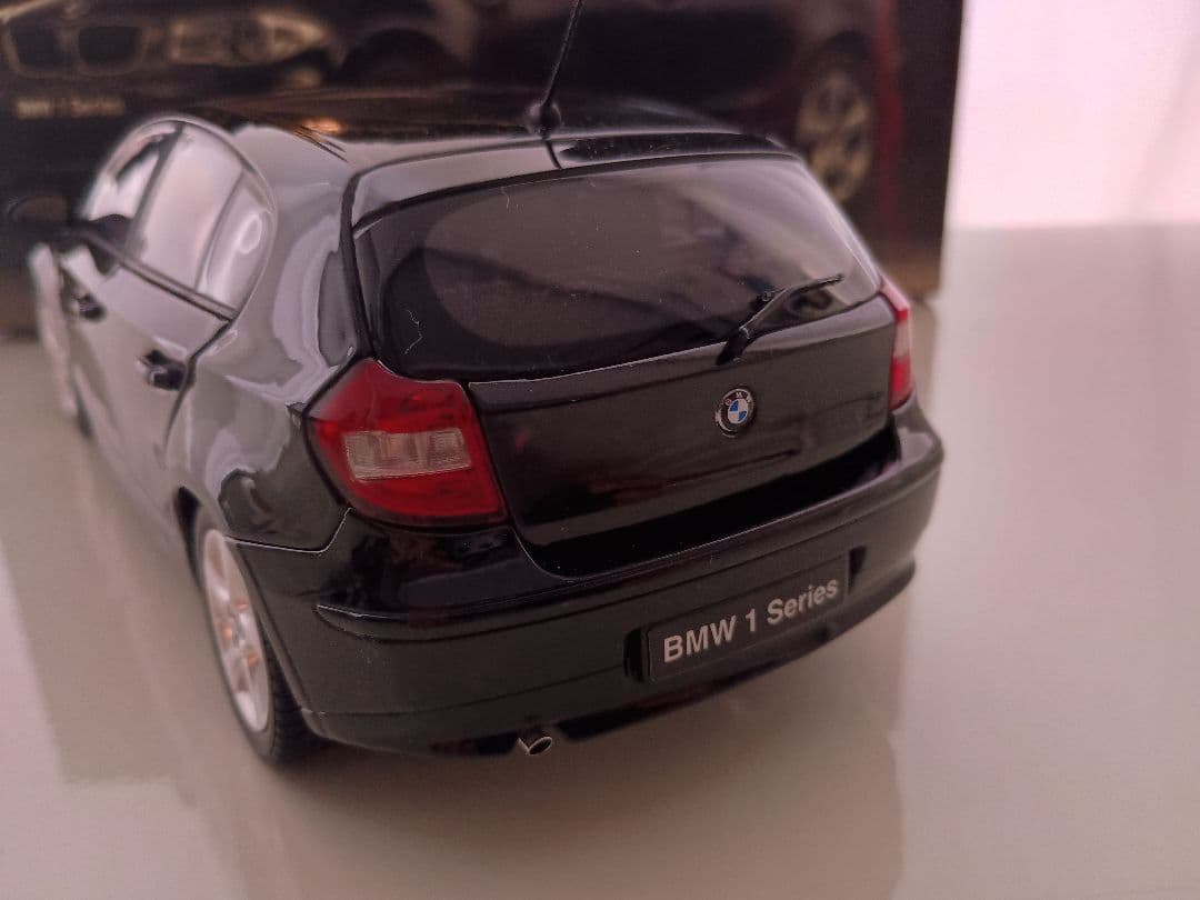 京商 kyosho  120i 1シリーズ E87 Black 1/18