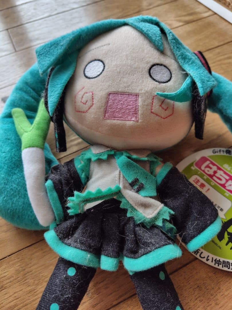 gifft初　はちゅねみくぬいぐるみ