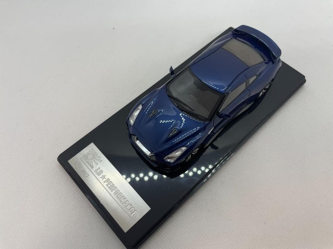 401-028 Onemodel 1/43 日産 GT-R LB Works