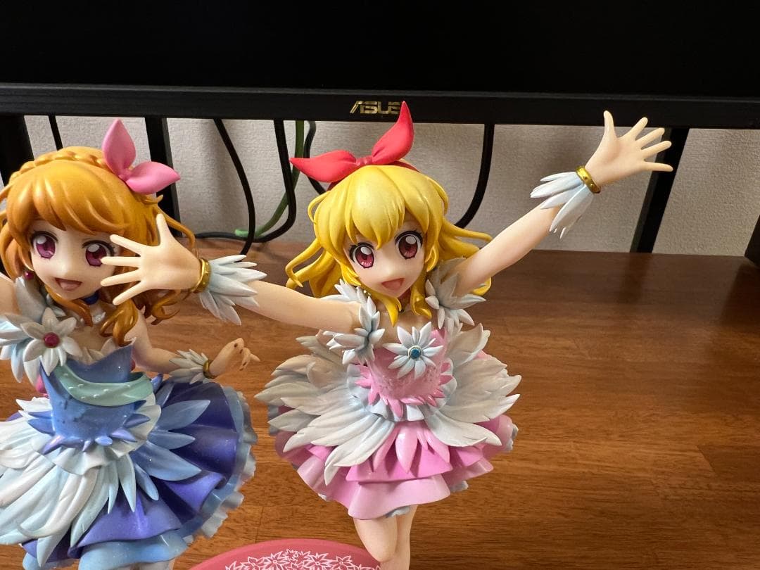 Lucrea アイカツ！ 星宮いちご＆大空あかり コスモス Ver.【特典付き】