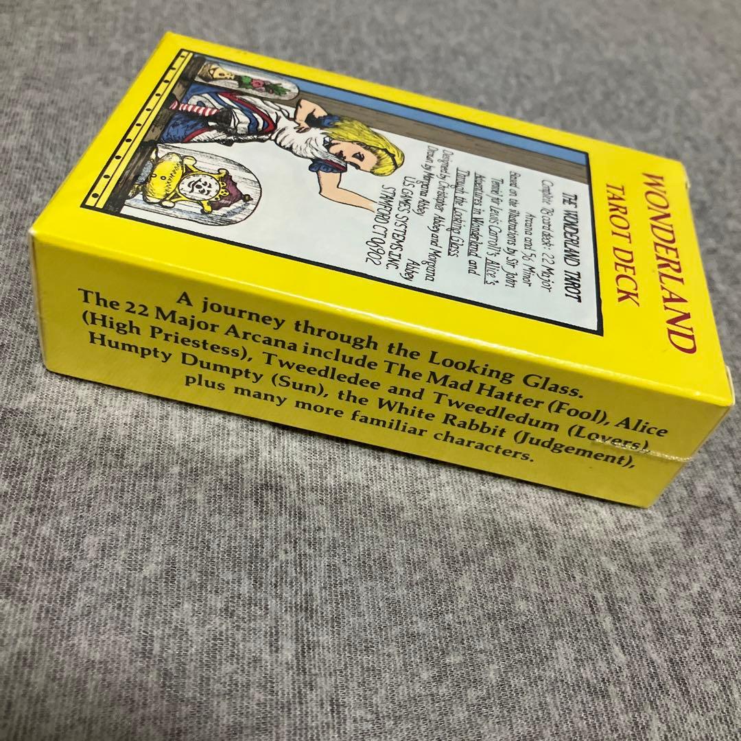 新品　不思議の国のアリス・タロットカード（紙箱）