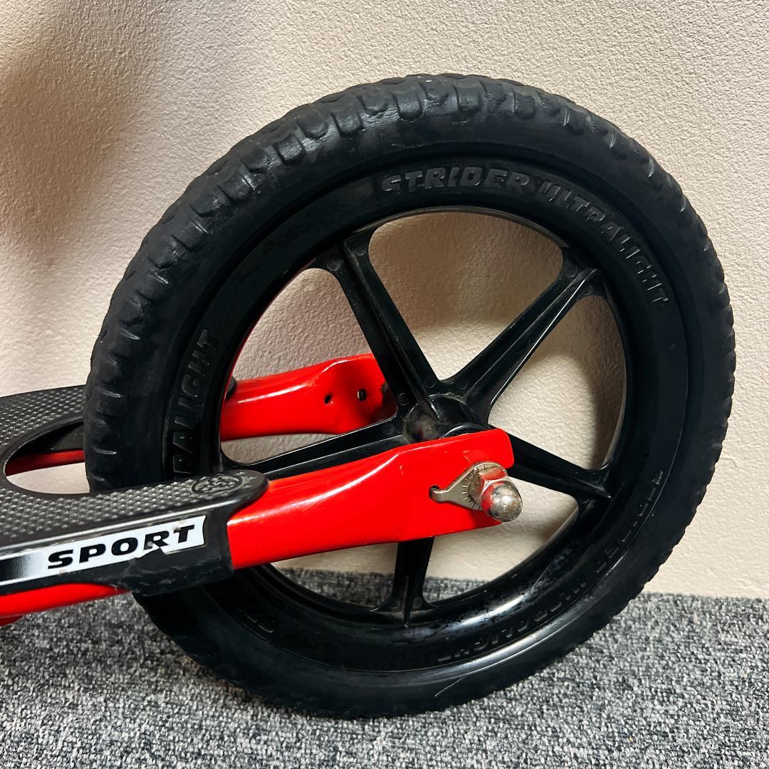 【良品】ストライダー　12　日本正規品　赤　キックバイク
