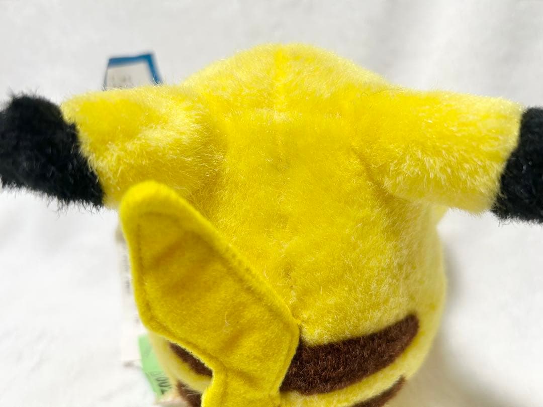 TOMY トミー ピカチュウ 初期ピカチュウ バンザイ　ぬいぐるみ