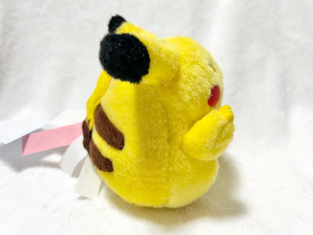 TOMY トミー ピカチュウ 初期ピカチュウ バンザイ　ぬいぐるみ