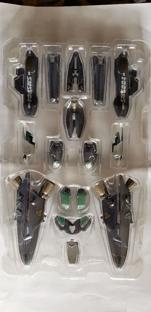 BANDAI マクロス AVF-25 MESSIAH LUCA CUSTOM
