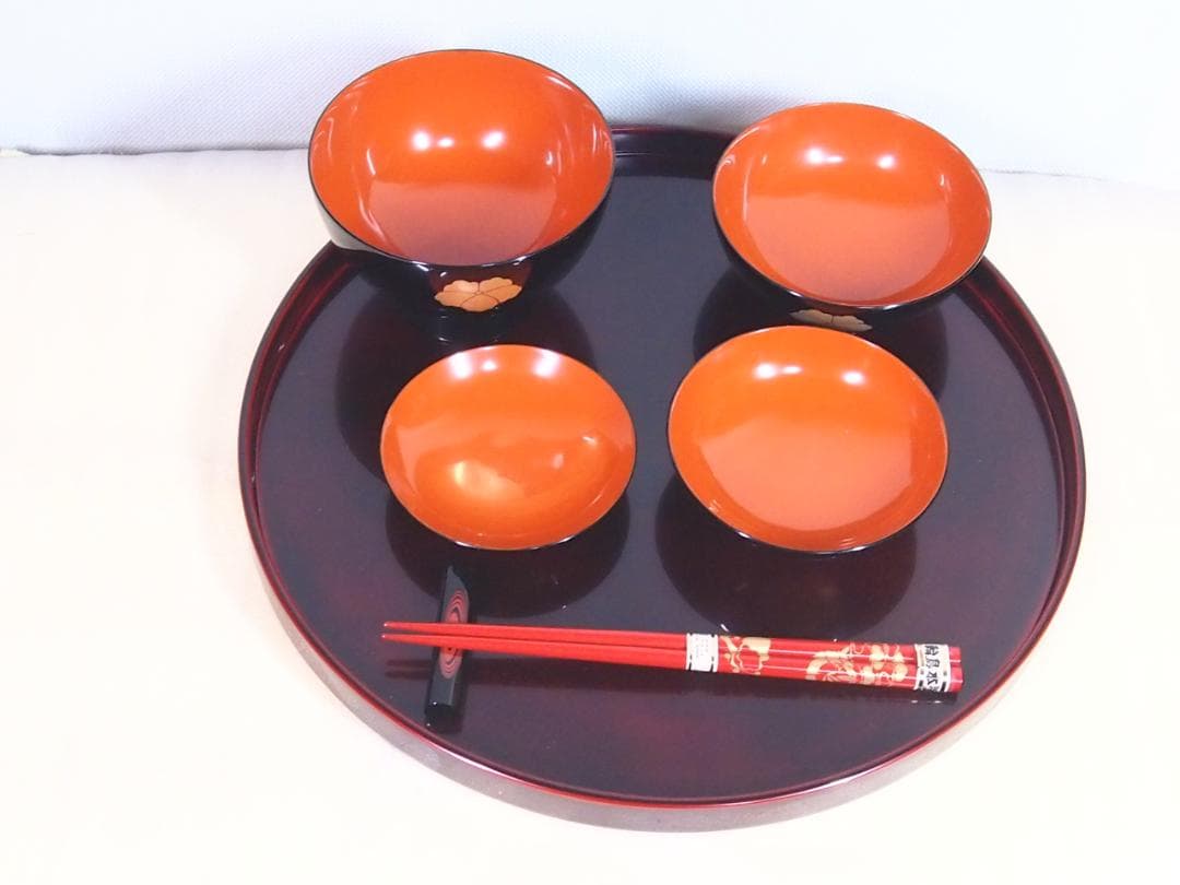 【未使用】輪島塗 熊野茂次 蔦蒔絵/蔦文 四つ椀5客 入れ子椀 布着本堅地 漆器