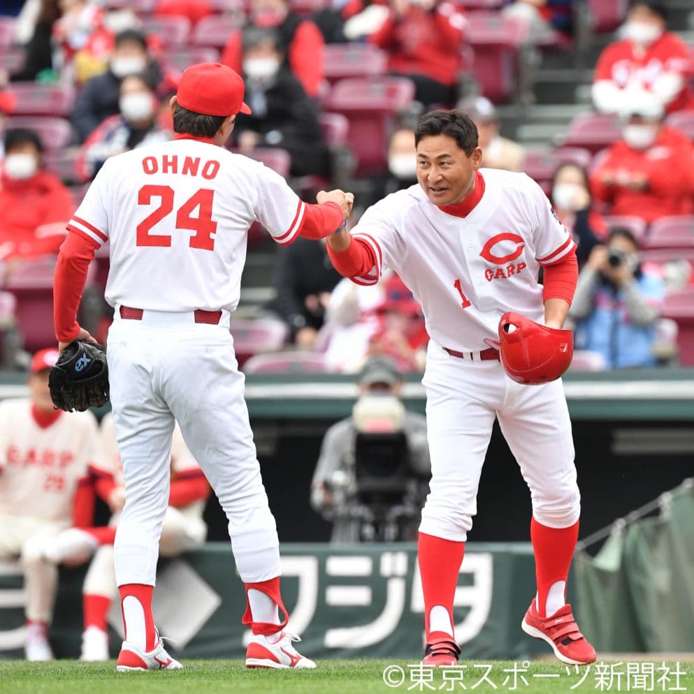 新品未開封　広島東洋カープ　前田智徳　復刻ユニフォーム　Lサイズ　CARP
