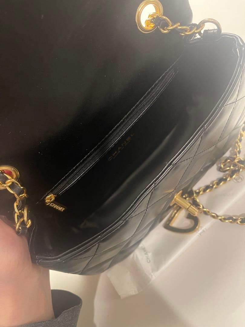 CHANEL キルティングショルダーバッグハートチ エーンノベルティ