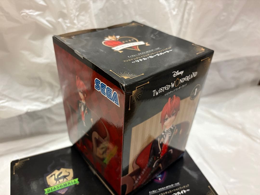 未開封　ディズニー　ツイステッドワンダーランド フィギュア　ツイステ