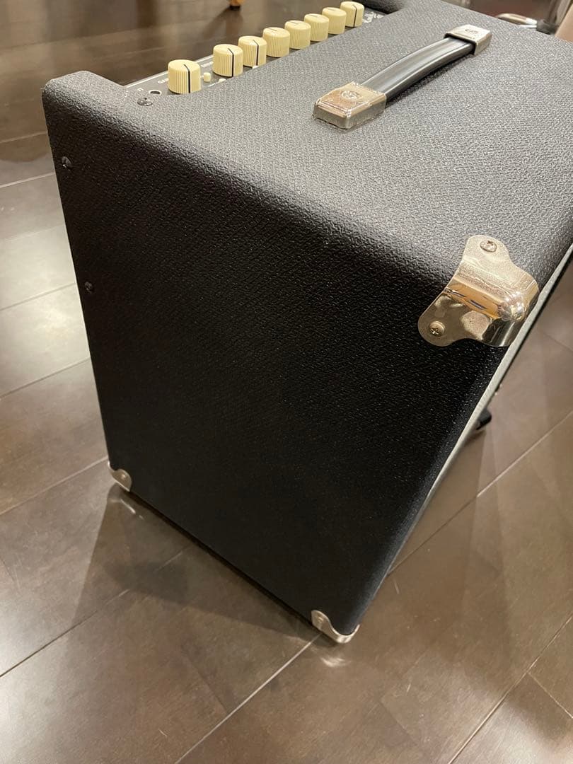 Fender RUMBLE 40 V3 ベースアンプ