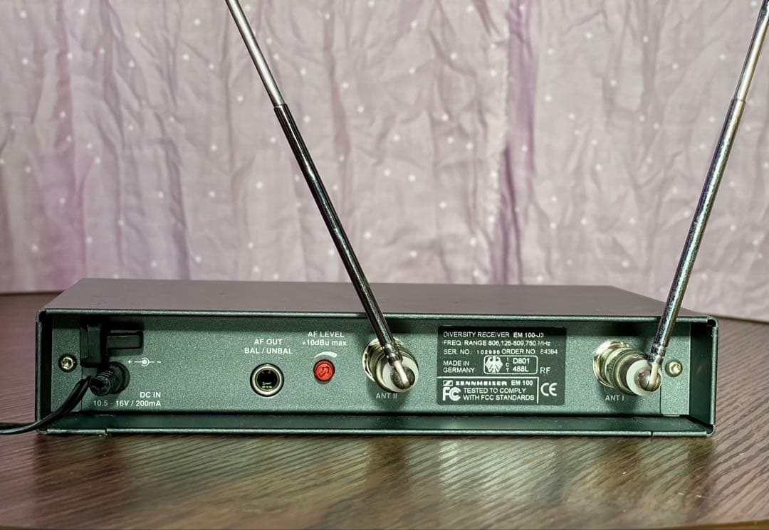 ⑤Sennheiser EW100 B帯 ワイヤレスシステム ラベリアマイク付き