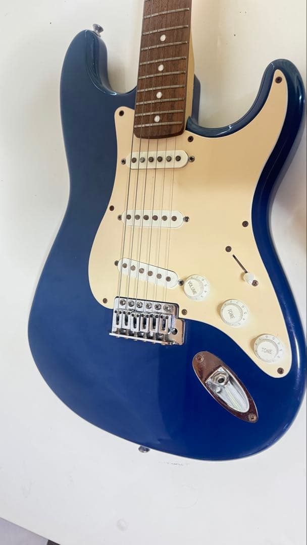Squier by Fender ストラトキャスター エレキギター