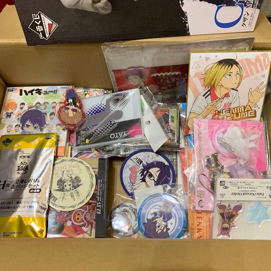 ノンジャンル グッズ アニメ まとめ　大量　ジャンプ　段ボール