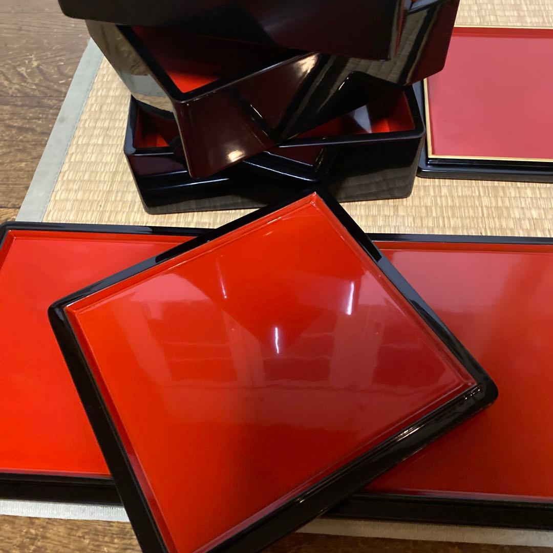 木製黒塗重箱　家紋入り　黒無地