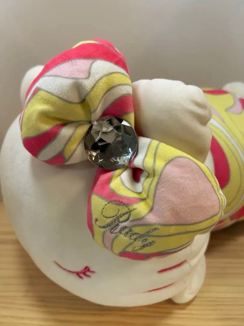 【超希少】Rady × ハローキティ コラボ ぬいぐるみ クッション マーブル柄