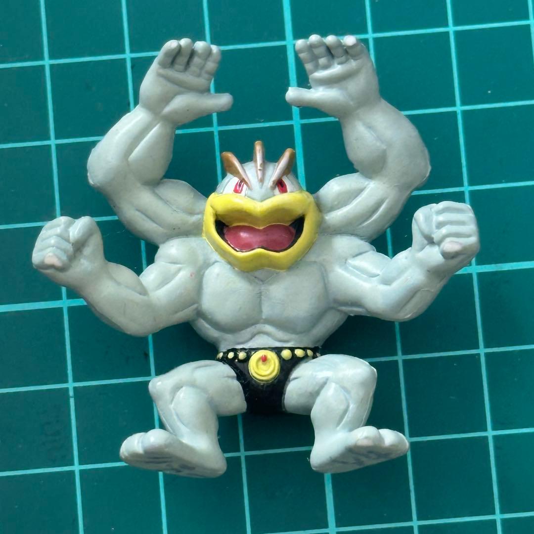 ポケットモンスター　モンコレ　カイリキー　ゴーリキー　ワンリキー　ポケモン