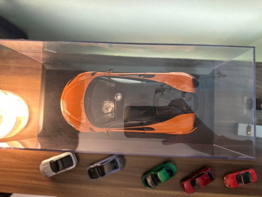 オートアート マクラーレン600LT