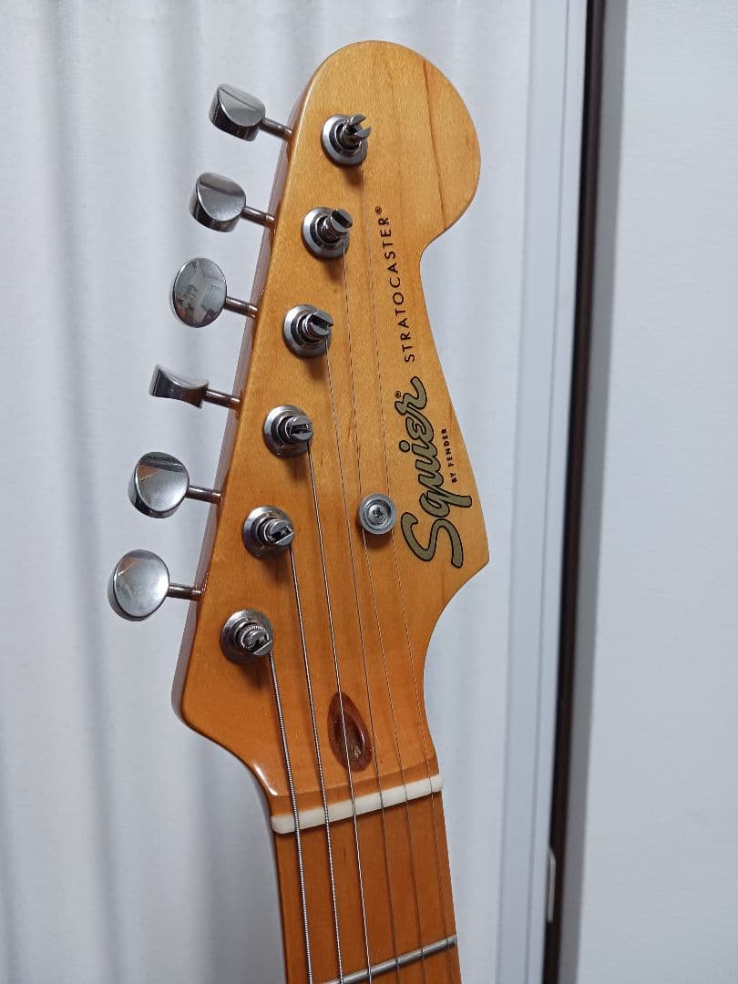 ギター squier classic vibe festa red